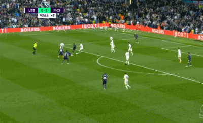 紧张与深夜会议……哈维·阿隆索的未来悬而未决